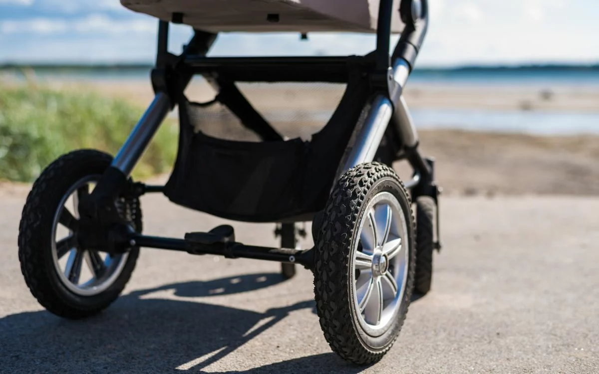 apoio para os p s carrinho de beb